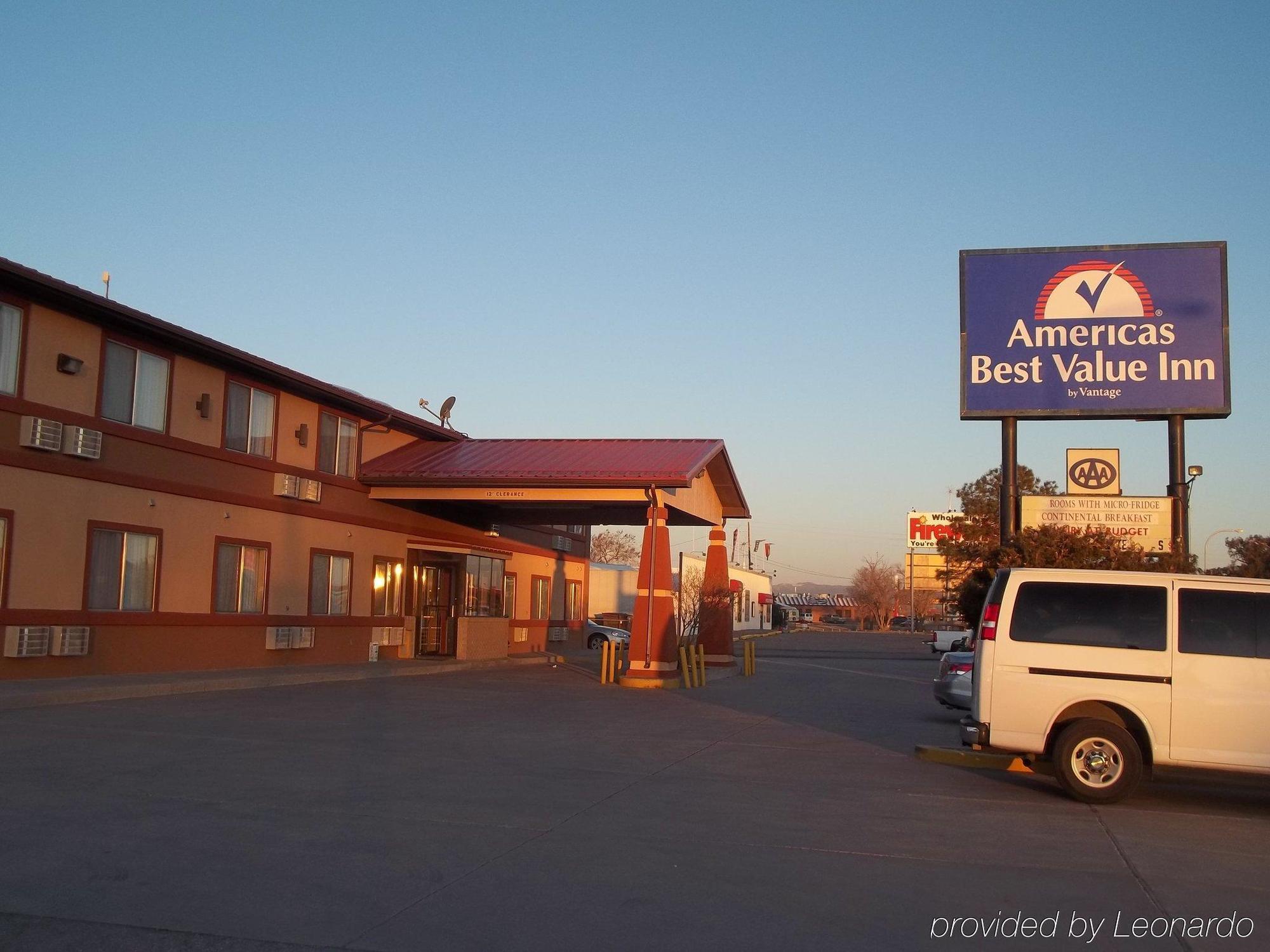 Rodeway Inn Moriarty Buitenkant foto